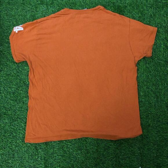 UT Austin Longhorns ‘Hooked on Texas’ Graphic Tee - Picture 2 of 3